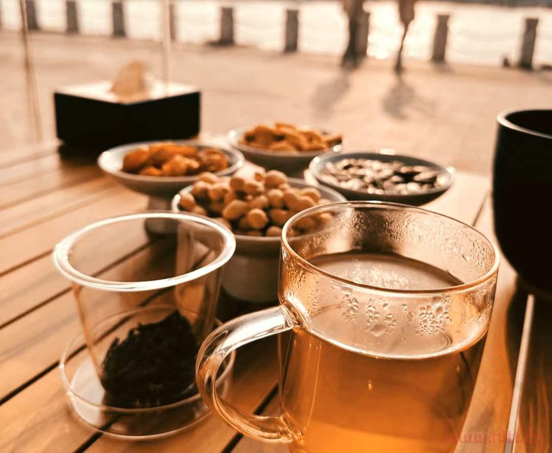 人到底是隨波逐流還是能夠逆勢而動？